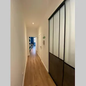 superbe-appartement-de-50-m2-au-premier-tage-centre-ville.fr-provencehotel.com/