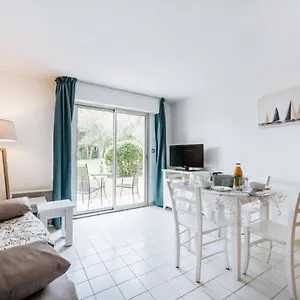 apartment-caesar-domus-4.fr-provencehotel.com/