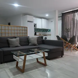 j-e-mlaga-center-apartamentos.es-andalucia.com/