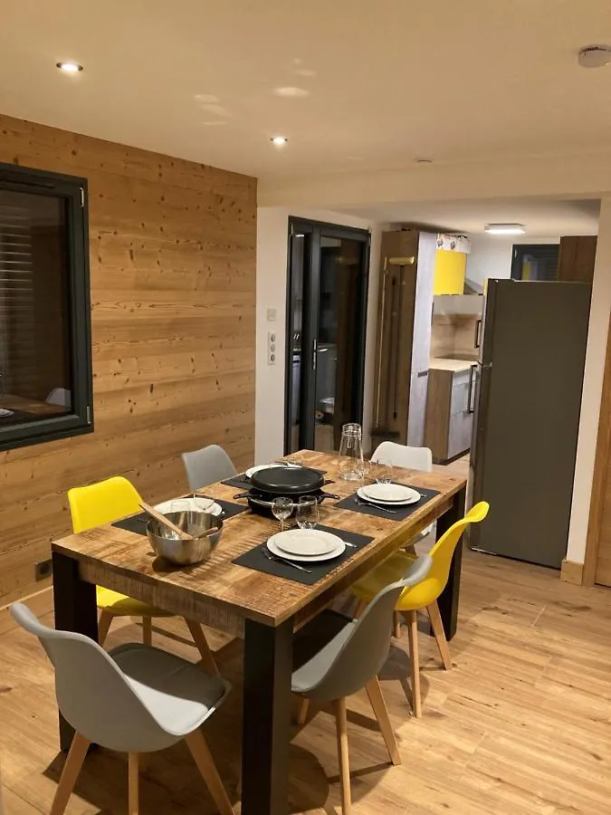 Apartment Appartement En Rez De Jardin Thenesol